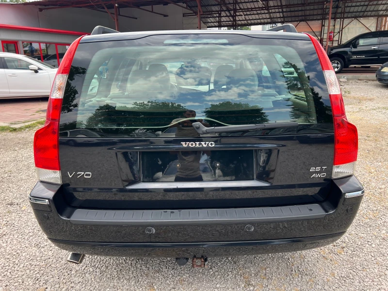 Volvo V70 2.5Т* AWD* АВТОМАТИК* КОЖА* , снимка 6 - Автомобили и джипове - 48771046