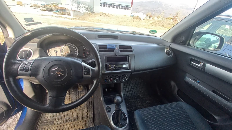 Suzuki Swift, снимка 17 - Автомобили и джипове - 49127633