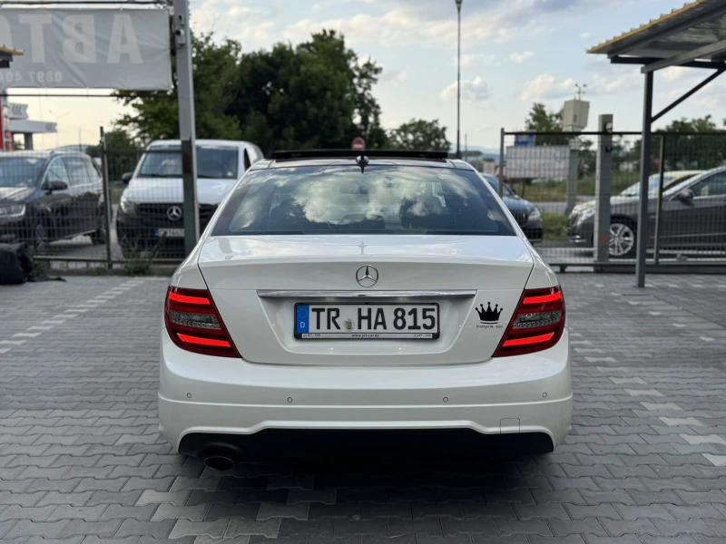 Mercedes-Benz C 180 AMG-PANO-REAL KM, снимка 3 - Автомобили и джипове - 50671314