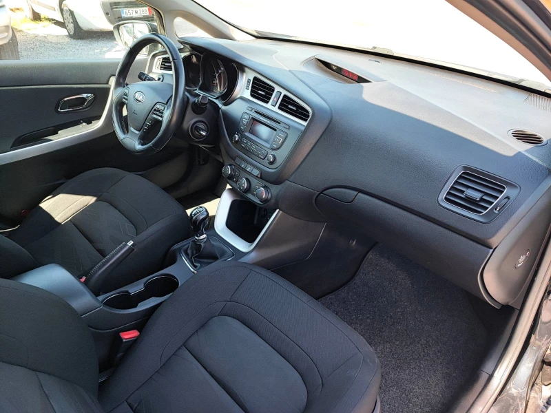 Kia Ceed 1.4CRDI* 90к.с.* EURO 5B, снимка 11 - Автомобили и джипове - 52077354