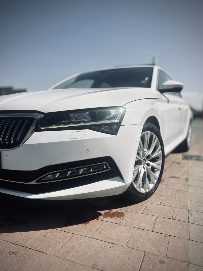 Skoda Superb, снимка 2 - Автомобили и джипове - 52642288