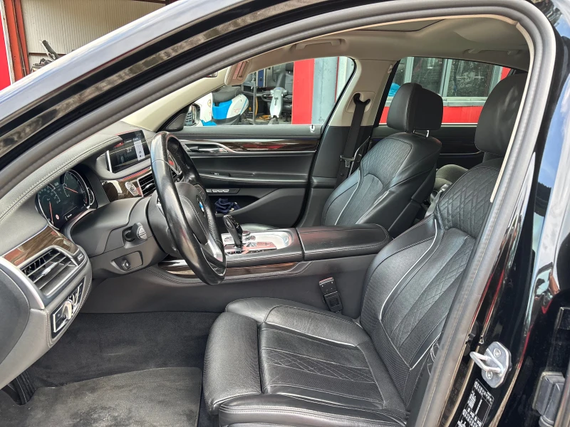 BMW 730 FULL X-DRIVE , снимка 10 - Автомобили и джипове - 51457916