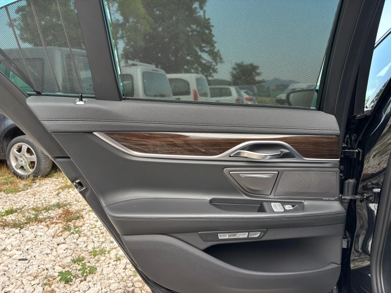 BMW 730 FULL X-DRIVE , снимка 7 - Автомобили и джипове - 51457916