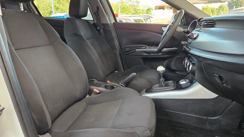 Alfa Romeo Giulietta JTD KLIMATIK/6skorosti/Euro-5, снимка 12 - Автомобили и джипове - 51748478