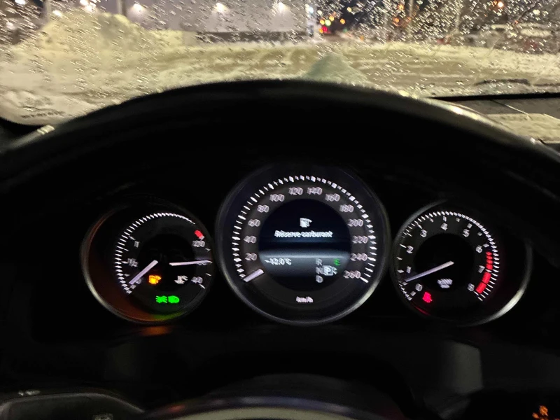 Mercedes-Benz E 55 * * CARFAX * * АВТО КРЕДИТ * * , снимка 8 - Автомобили и джипове - 52817758