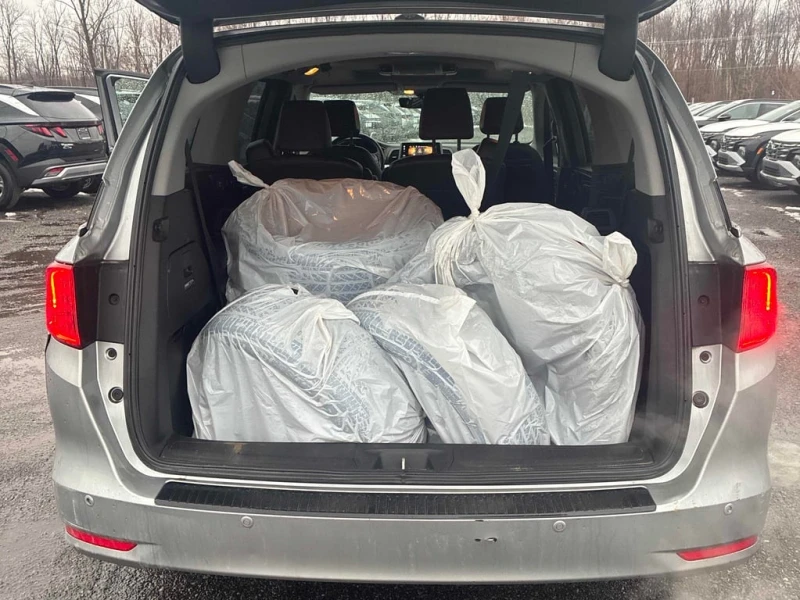 Honda Odyssey * EX L * CARFAX * БЕЗ ПЪРВОНАЧАЛНА ВНОСКА, снимка 16 - Автомобили и джипове - 53072662