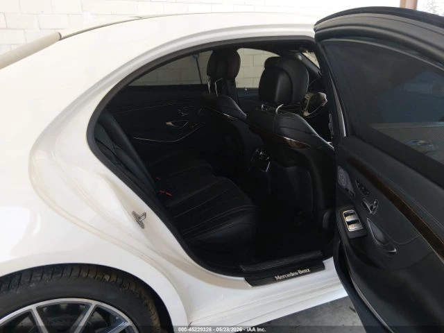 Mercedes-Benz S 560 AMG* 4MATIC* ПОДГРЕВ* ОБДУХВАНЕ* ПАНОРАМА* МАСАЖИ*, снимка 8 - Автомобили и джипове - 55010627