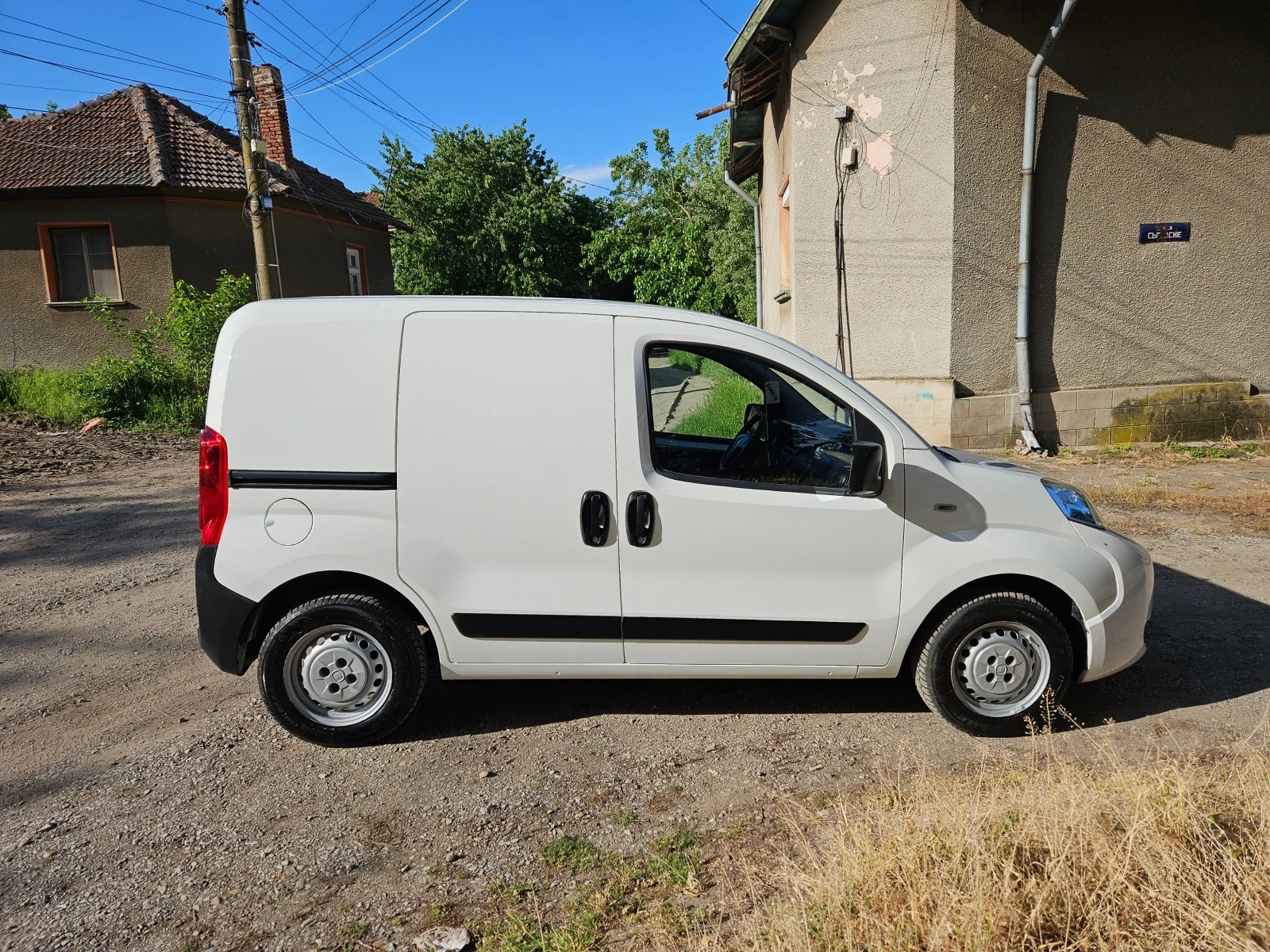 Fiat Fiorino 1.4i Euro5 - изображение 8