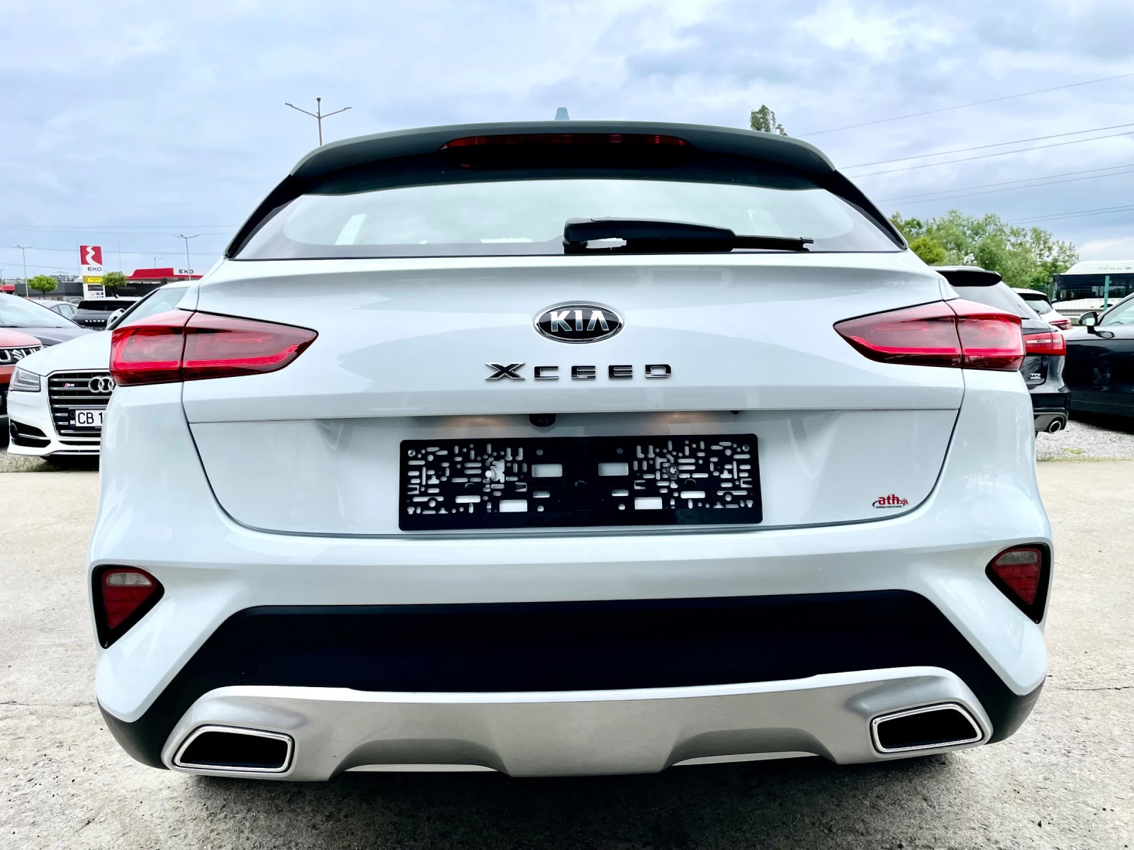 Kia XCeed Vision 1.6 Plug-in Hibrid Германия - изображение 4