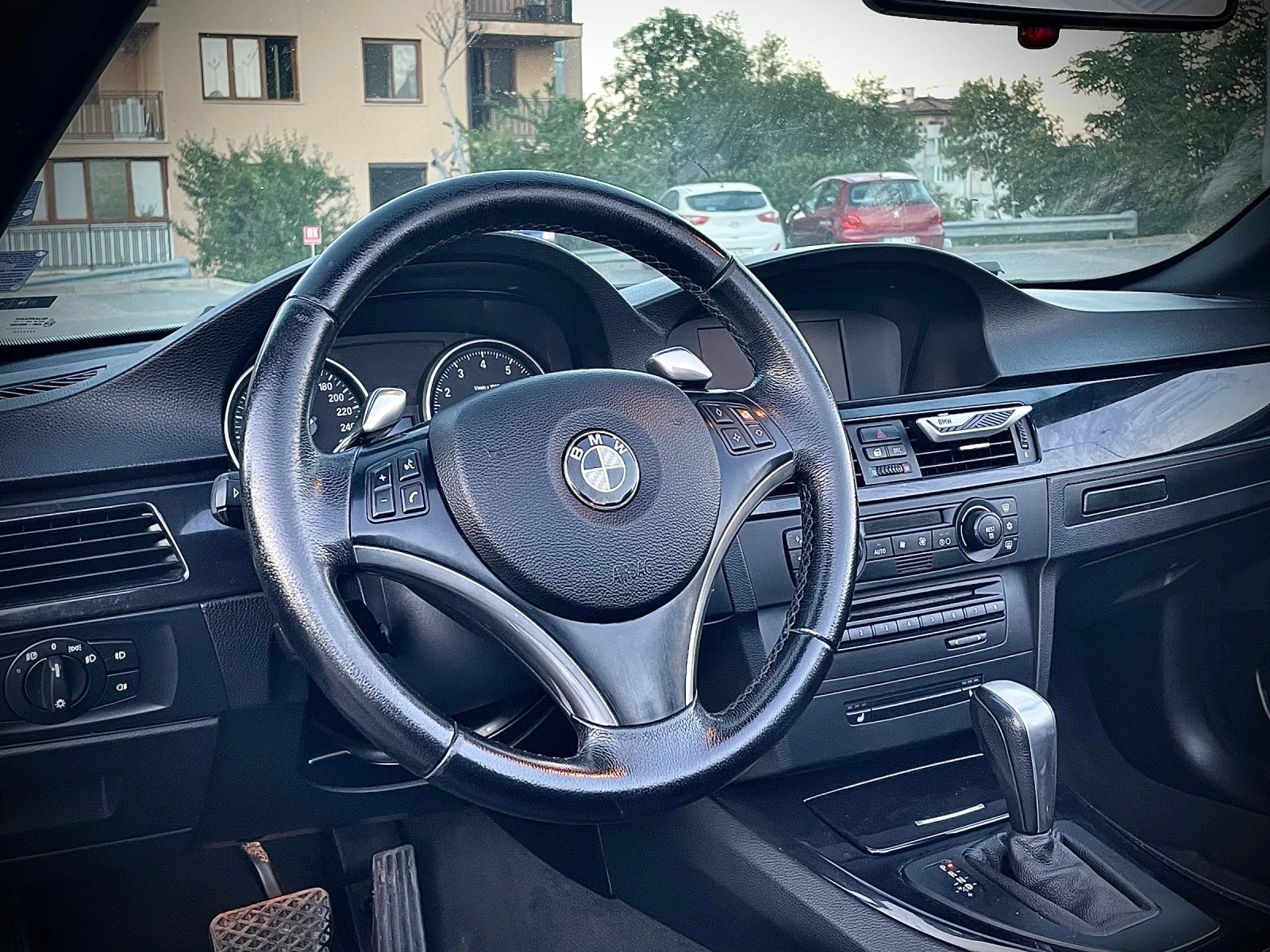 BMW 335 Задно - изображение 9