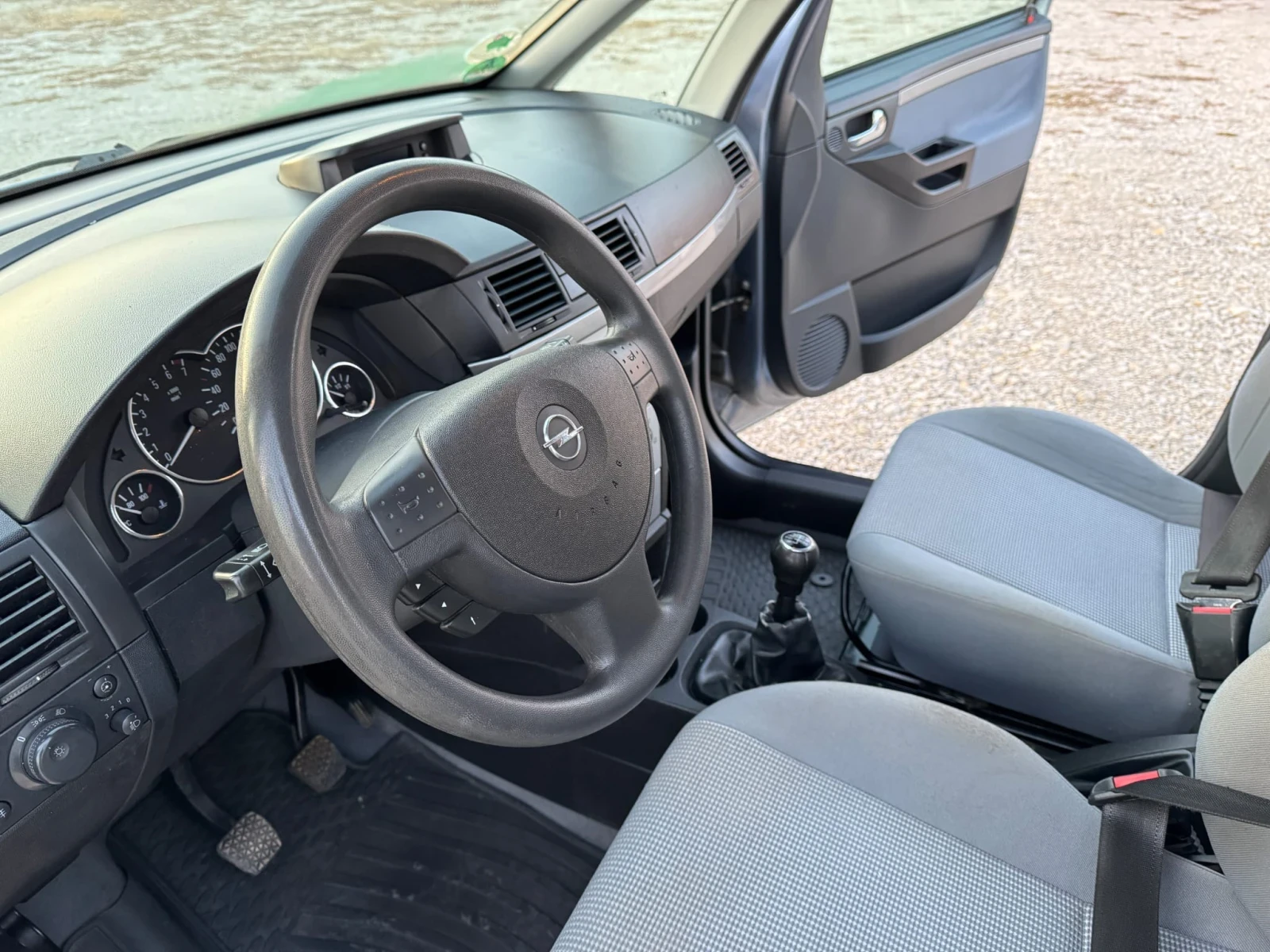 Opel Meriva 1.6 i - изображение 10