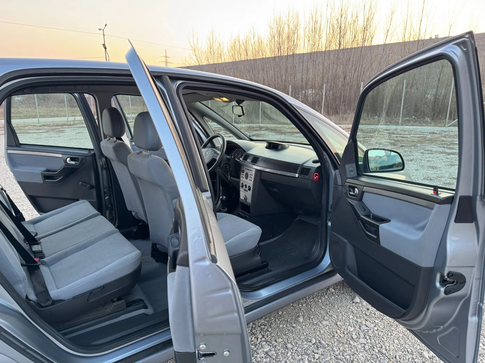Opel Meriva 1.6 i - изображение 9