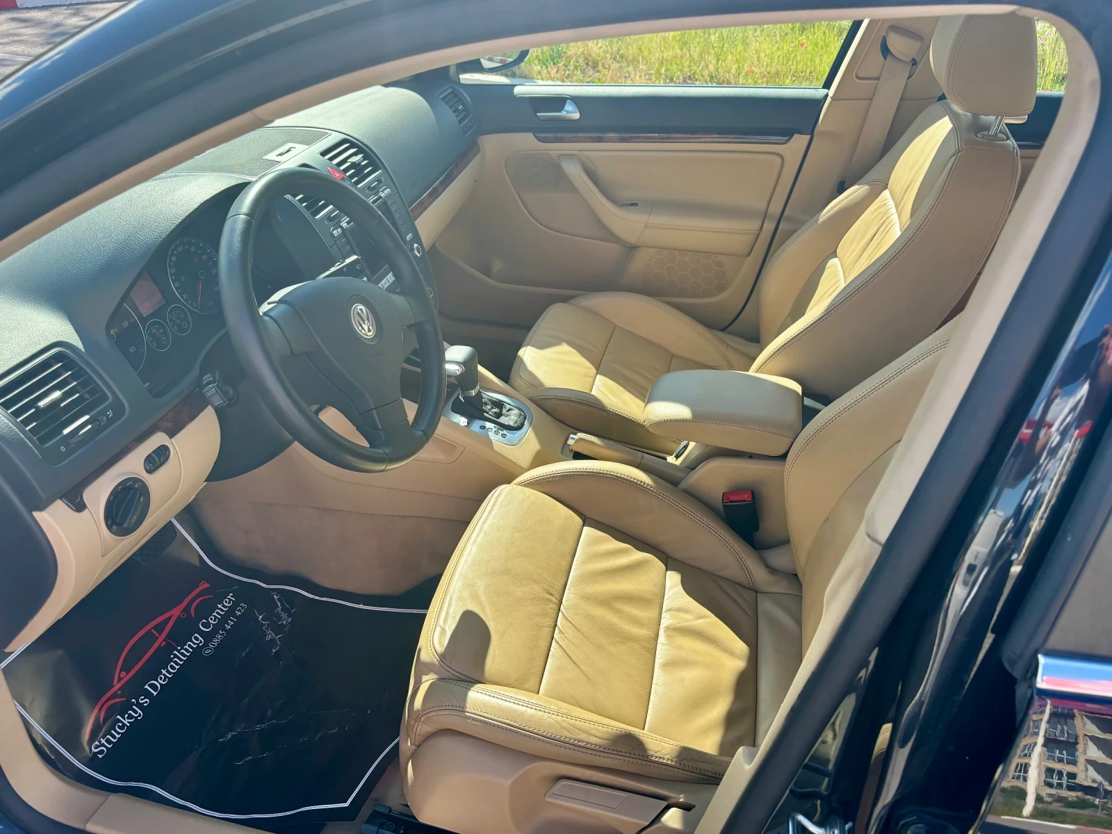 VW Jetta 1.9TDI NAVI DSG6 TOP - изображение 10