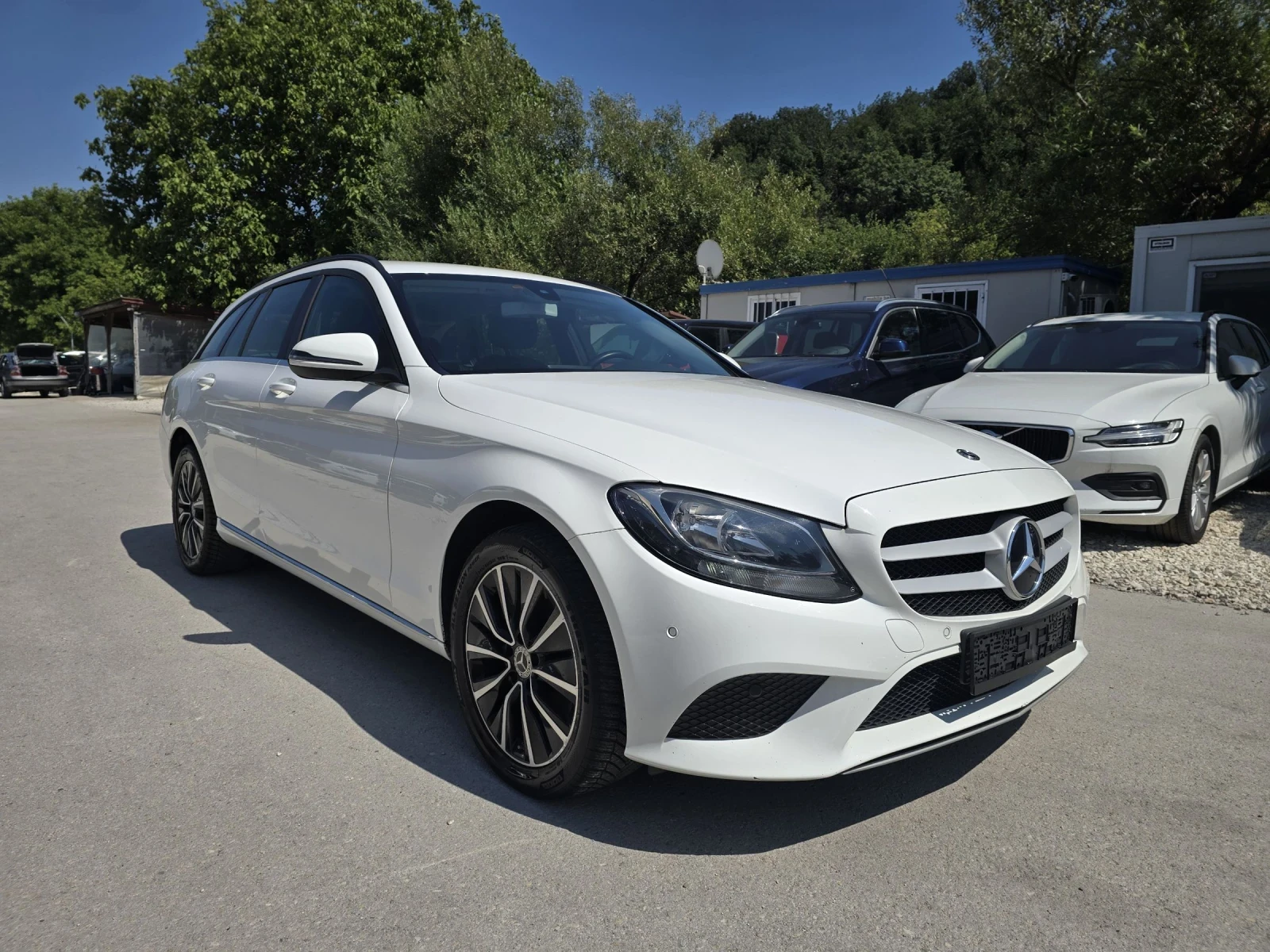 Mercedes-Benz C 220 2.2CDI 194к.с Business Extra 4MATIC  - изображение 2