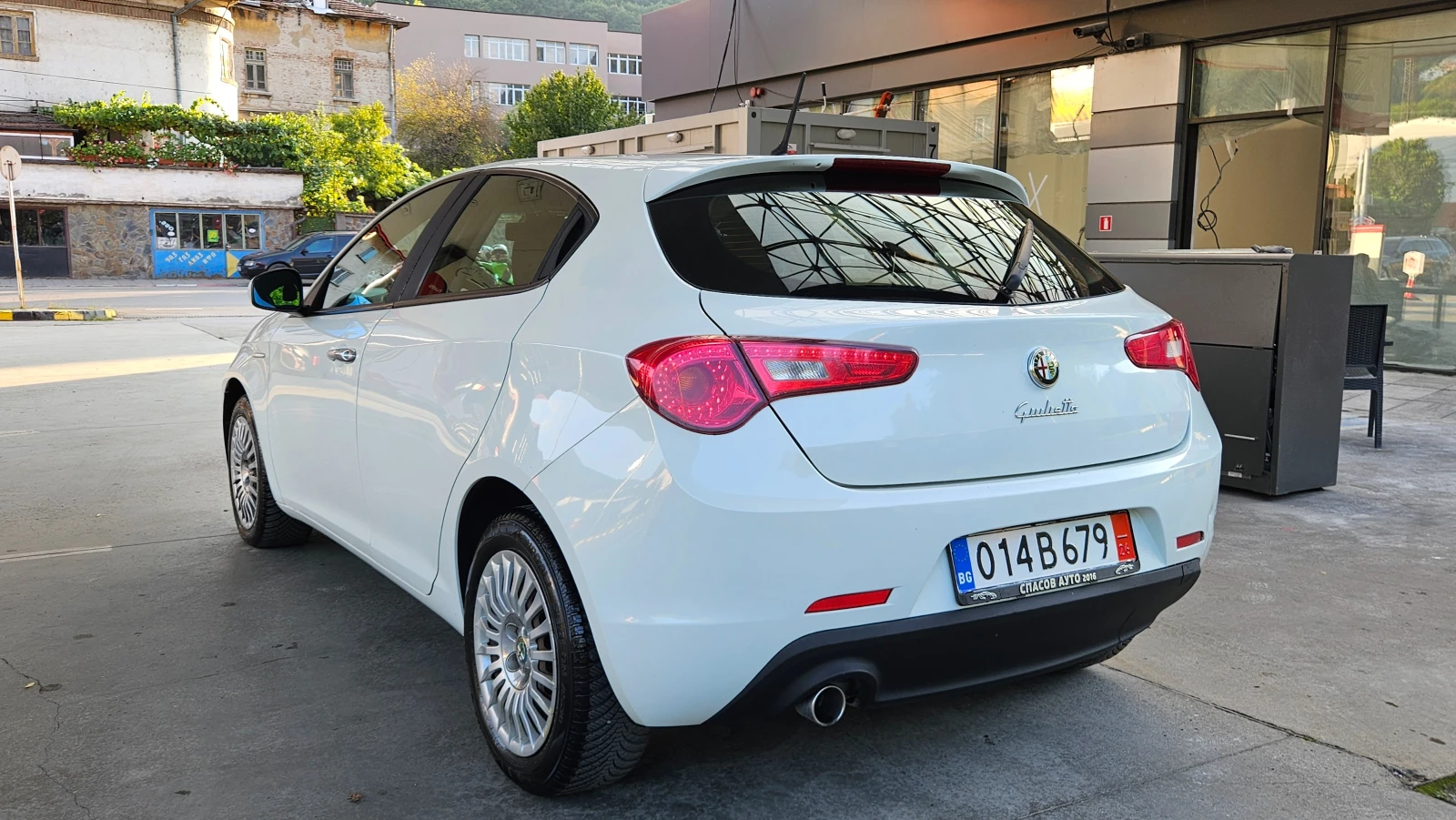 Alfa Romeo Giulietta JTD KLIMATIK/6skorosti/Euro-5 - изображение 4