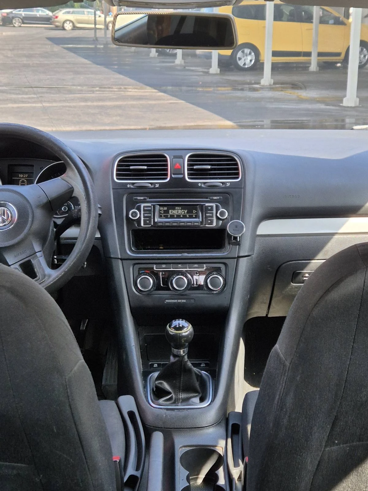 VW Golf Variant 1.6 DIESEL | Mobile.bg — изображение 9