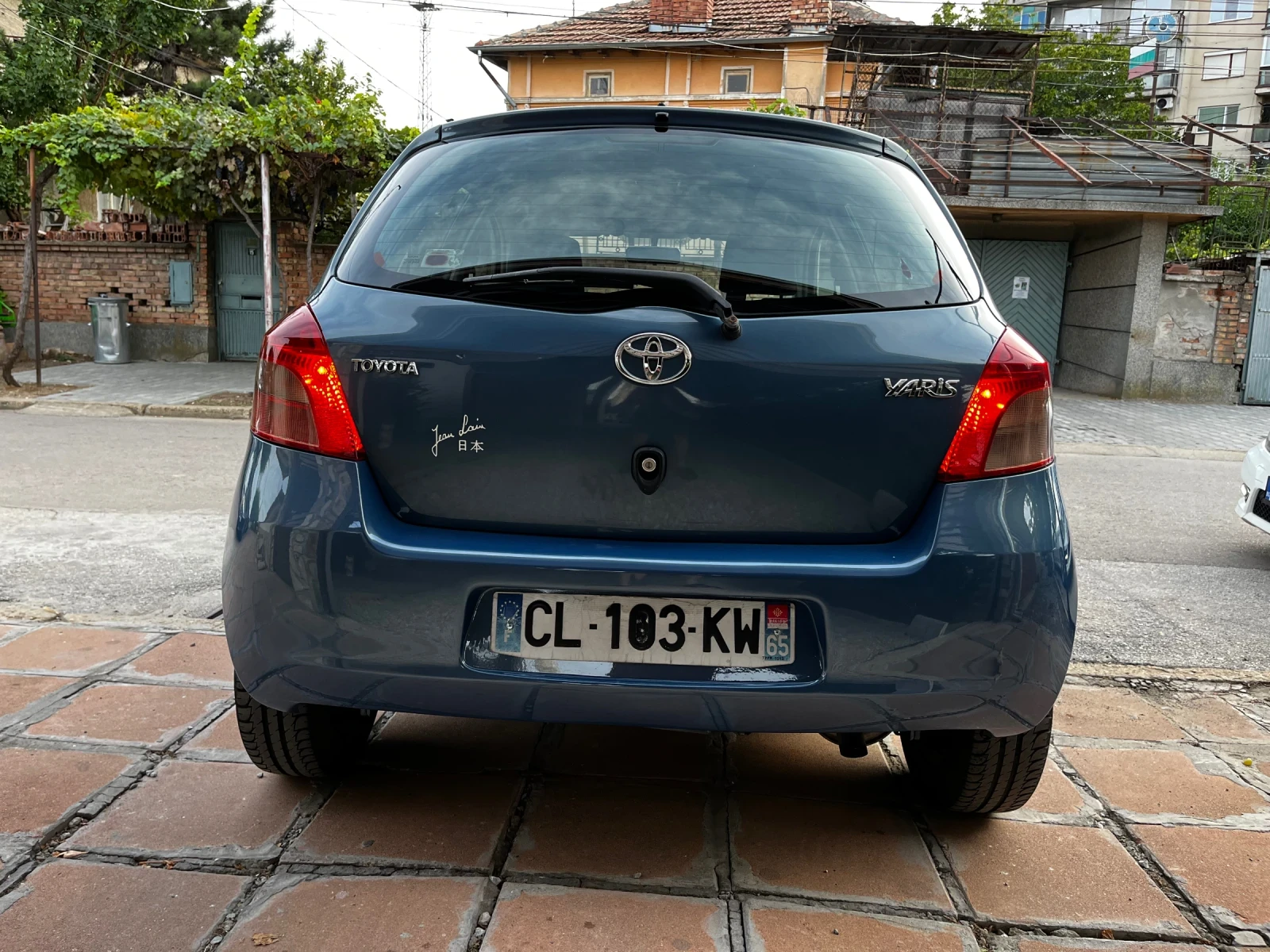 Toyota Yaris  - изображение 5