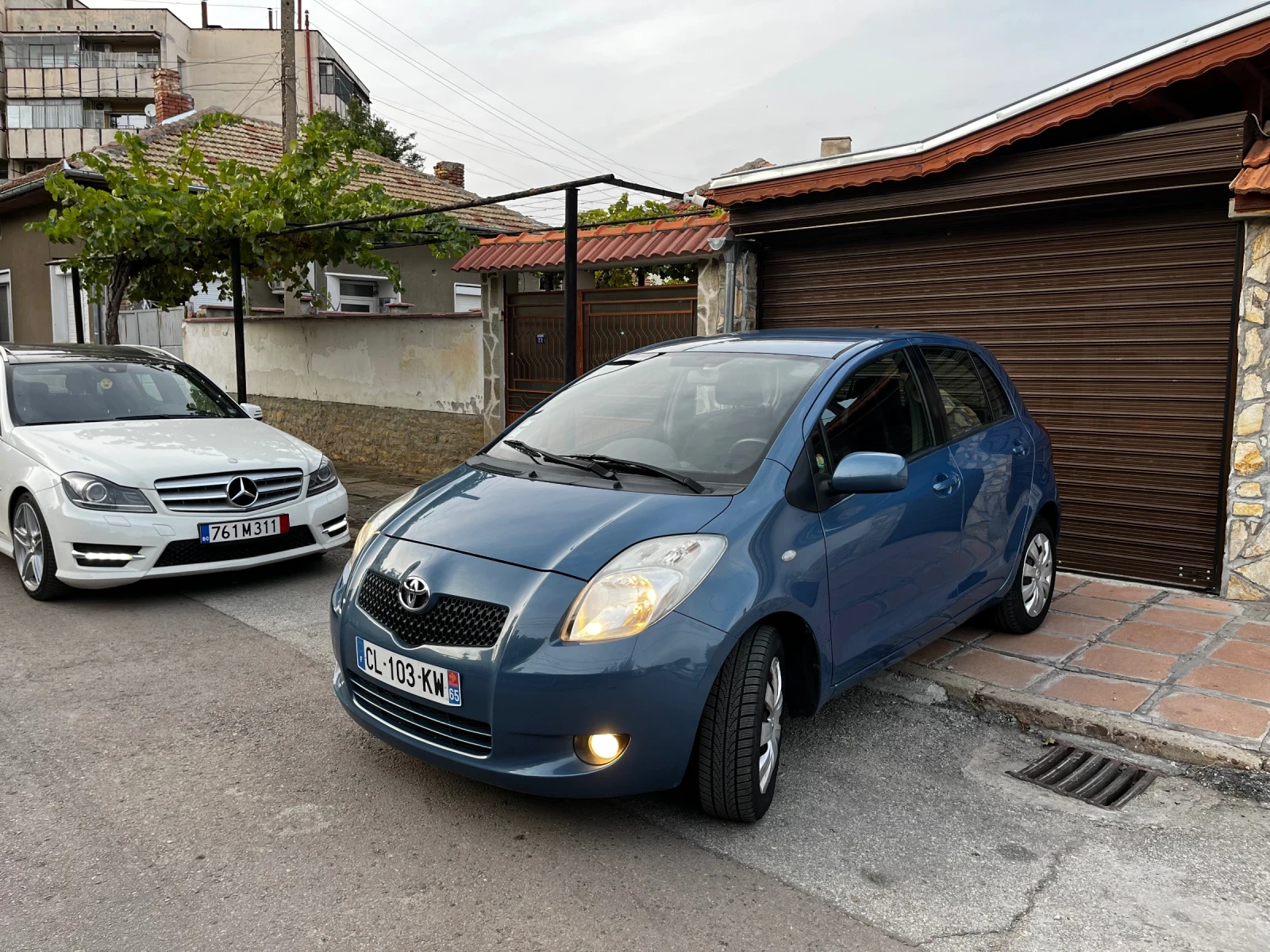 Toyota Yaris  - изображение 3