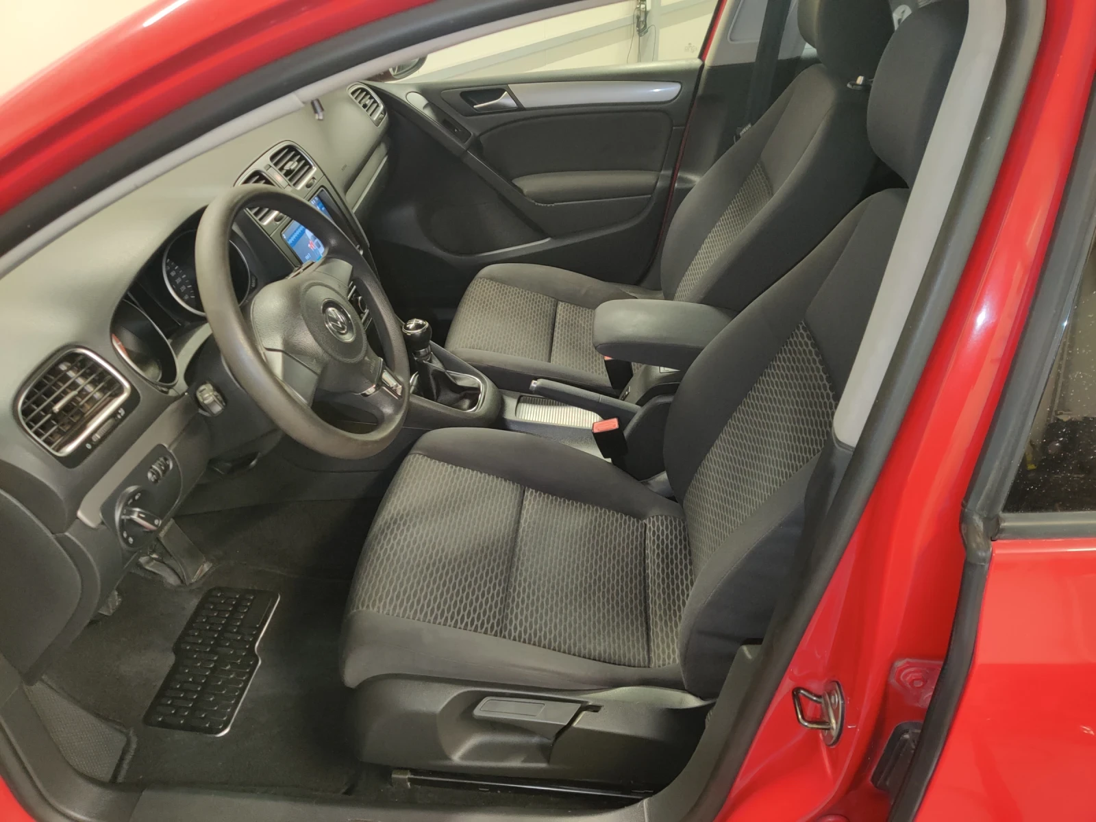 VW Golf | Mobile.bg   8