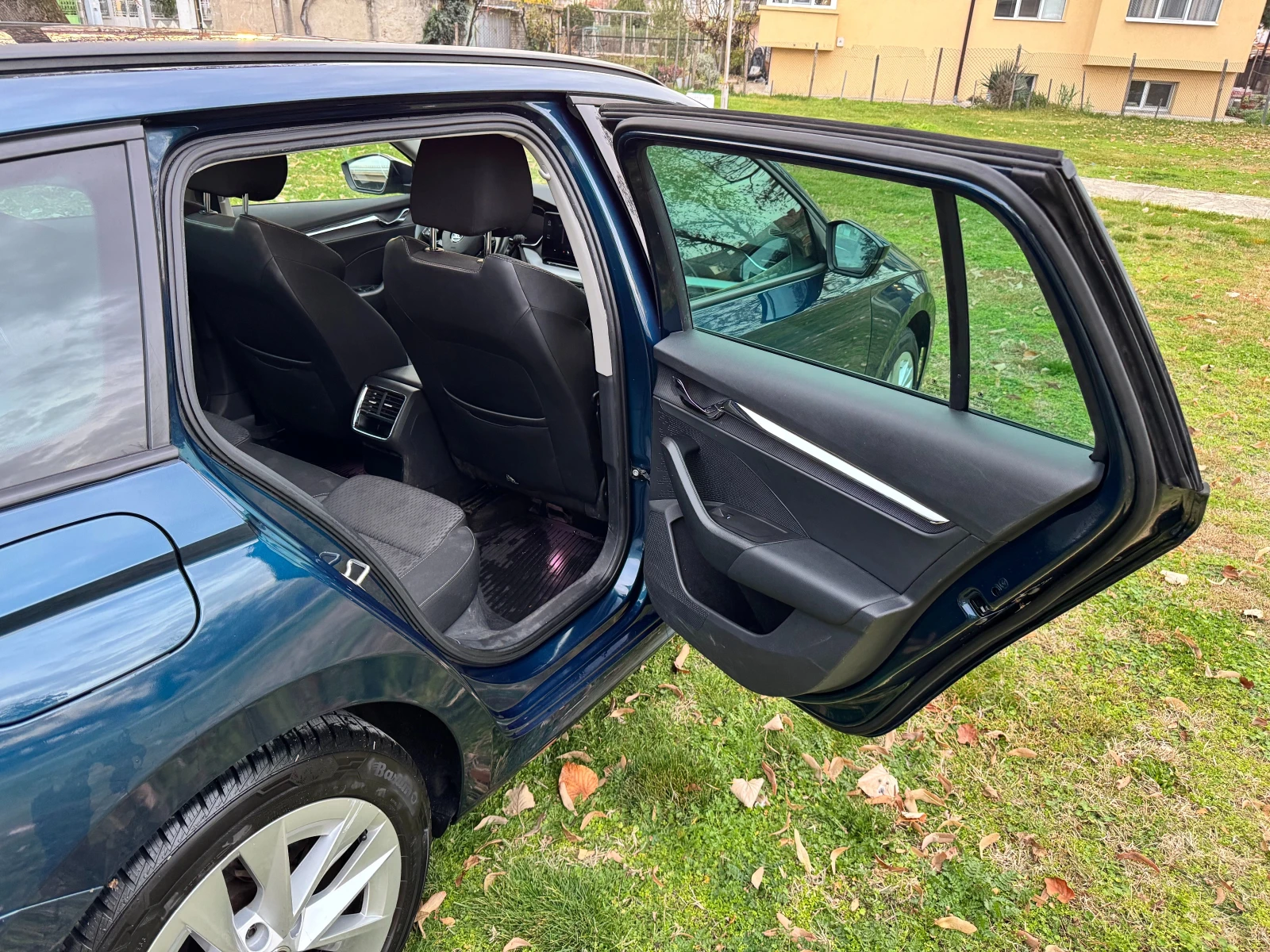 Skoda Octavia 1.5 TSI mHEV, 7-ст DSG - изображение 9