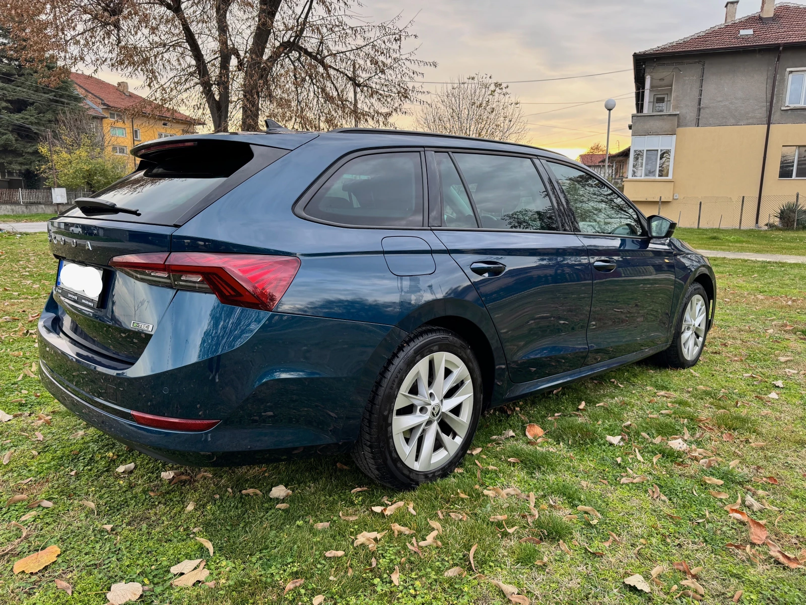 Skoda Octavia 1.5 TSI mHEV, 7-ст DSG - изображение 2