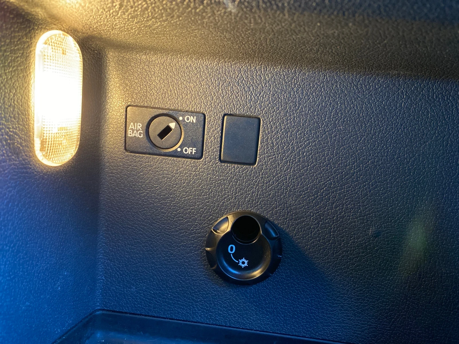 VW Caddy Edition 30 | Mobile.bg � ����������� 14