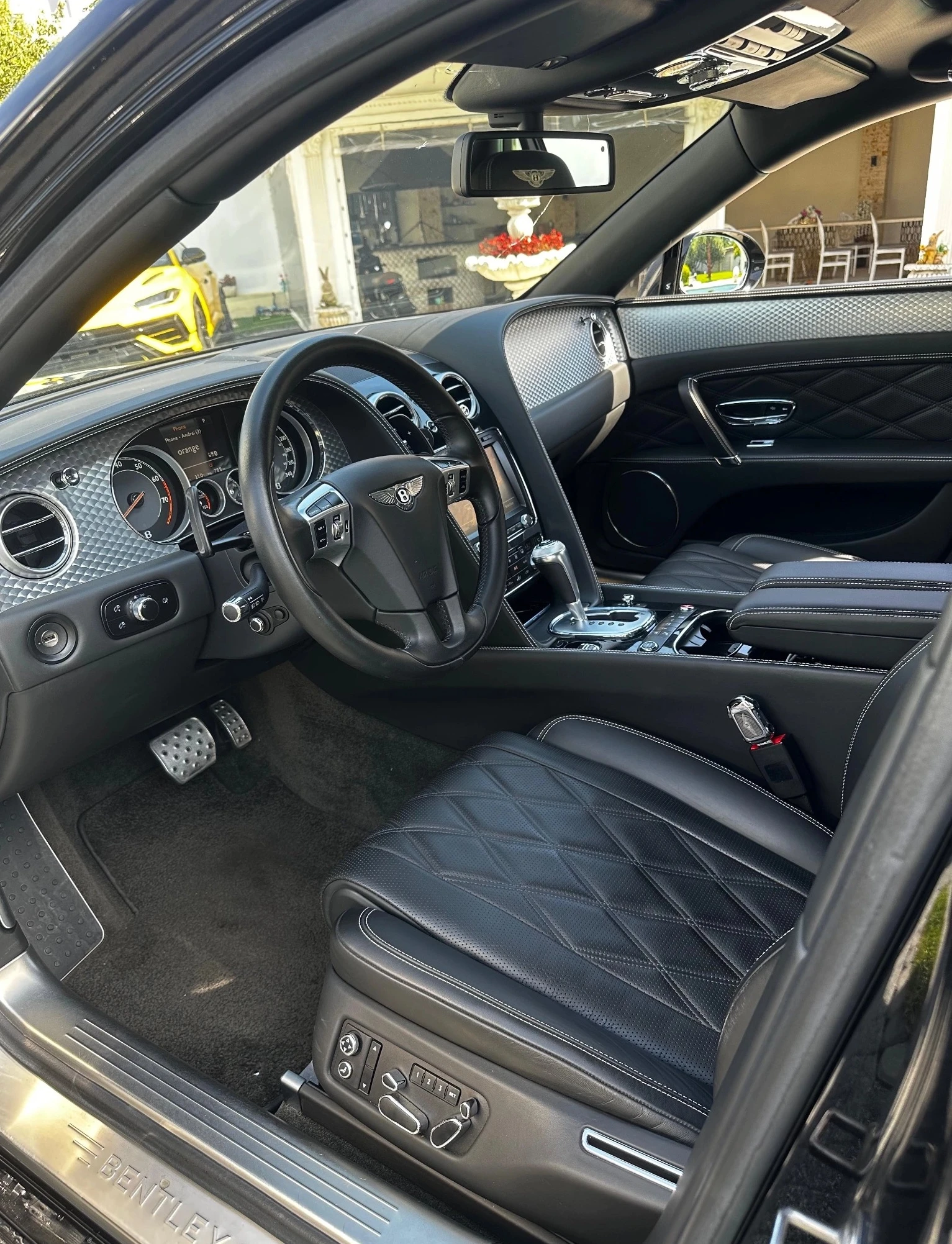 Bentley Flying Spur V8 Mulliner, снимка 6 - Автомобили и джипове - 53858536