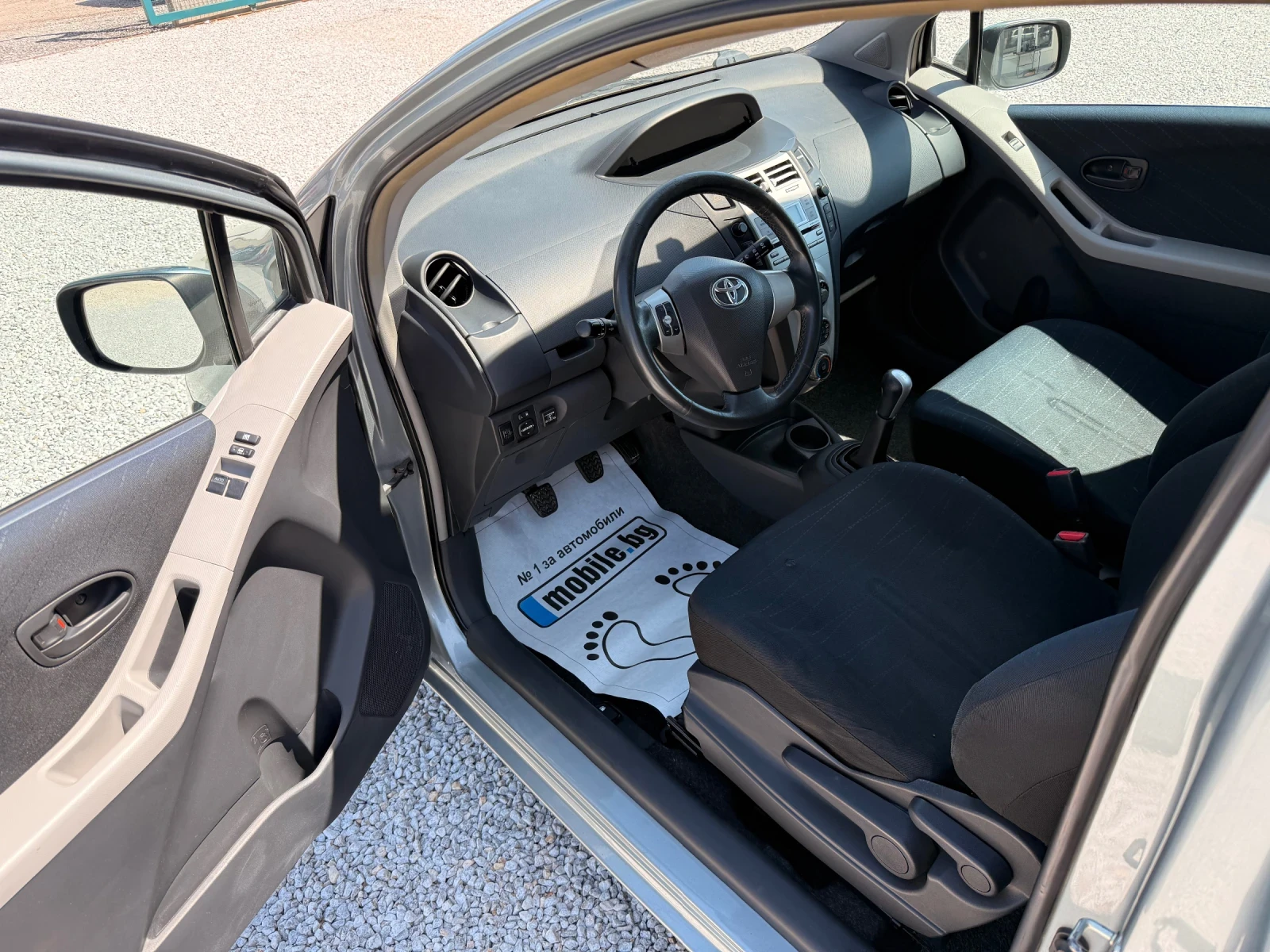 Toyota Yaris 1.0 i ��� ���� 4 | Mobile.bg � ����������� 6