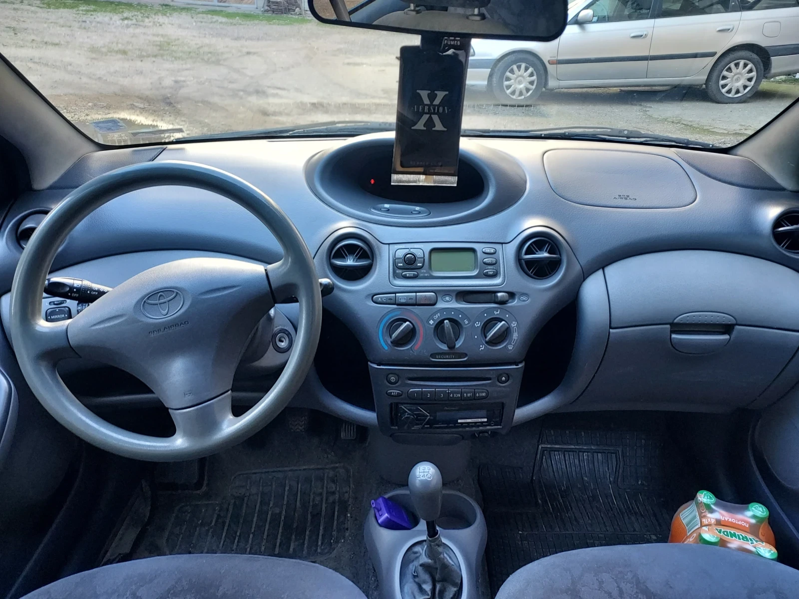 Toyota Yaris, снимка 8 - Автомобили и джипове - 54304999