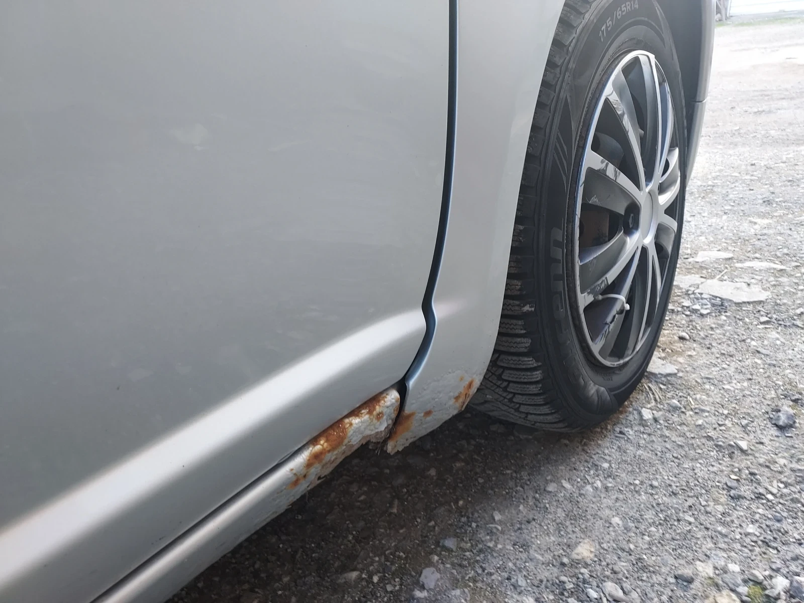 Toyota Yaris, снимка 6 - Автомобили и джипове - 54304999