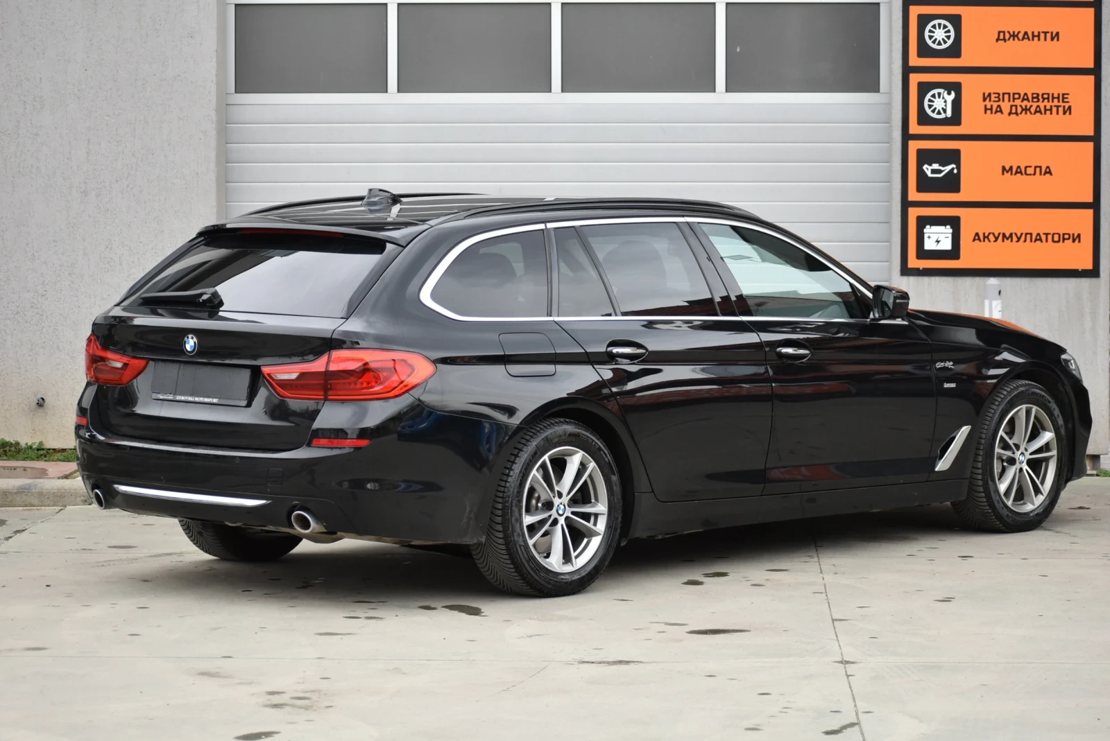 BMW 530, снимка 4 - Автомобили и джипове - 54361004