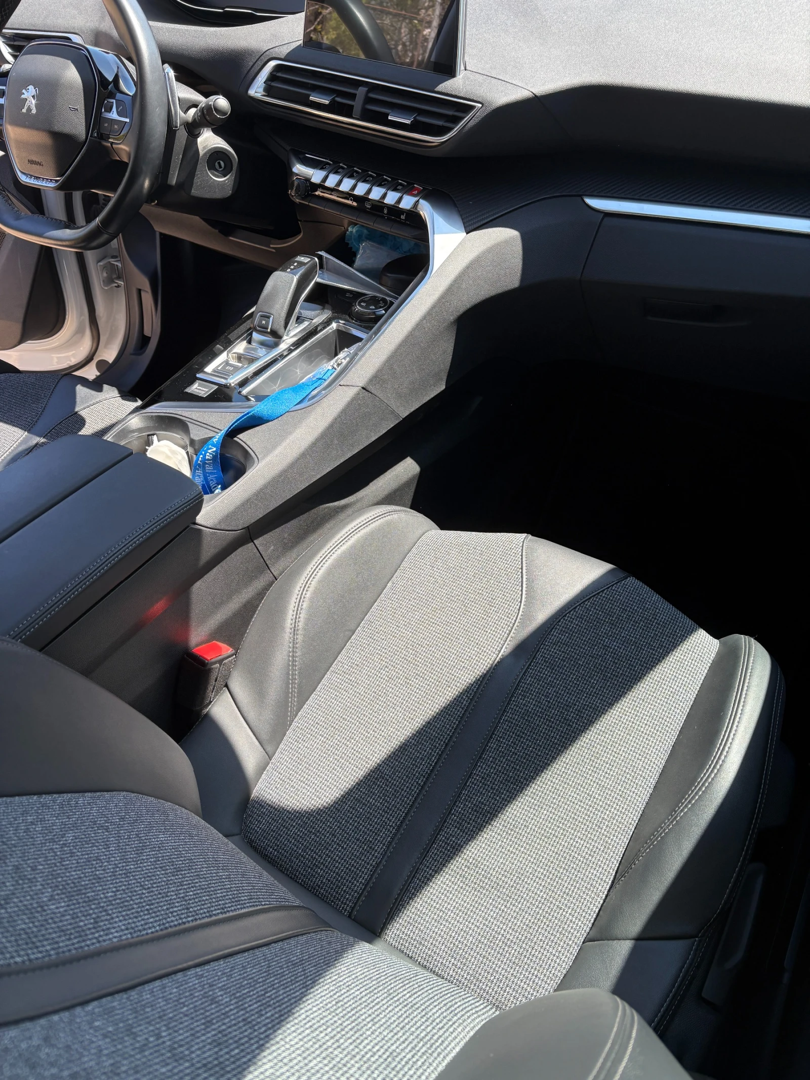 Peugeot 5008, снимка 11 - Автомобили и джипове - 55500503