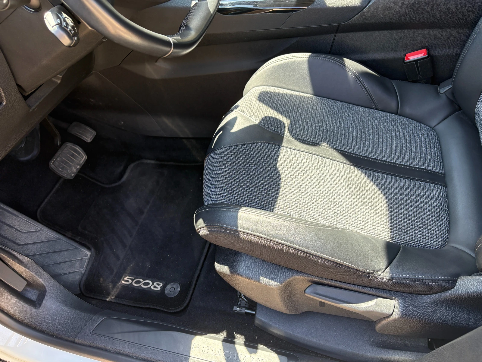 Peugeot 5008, снимка 9 - Автомобили и джипове - 55500503