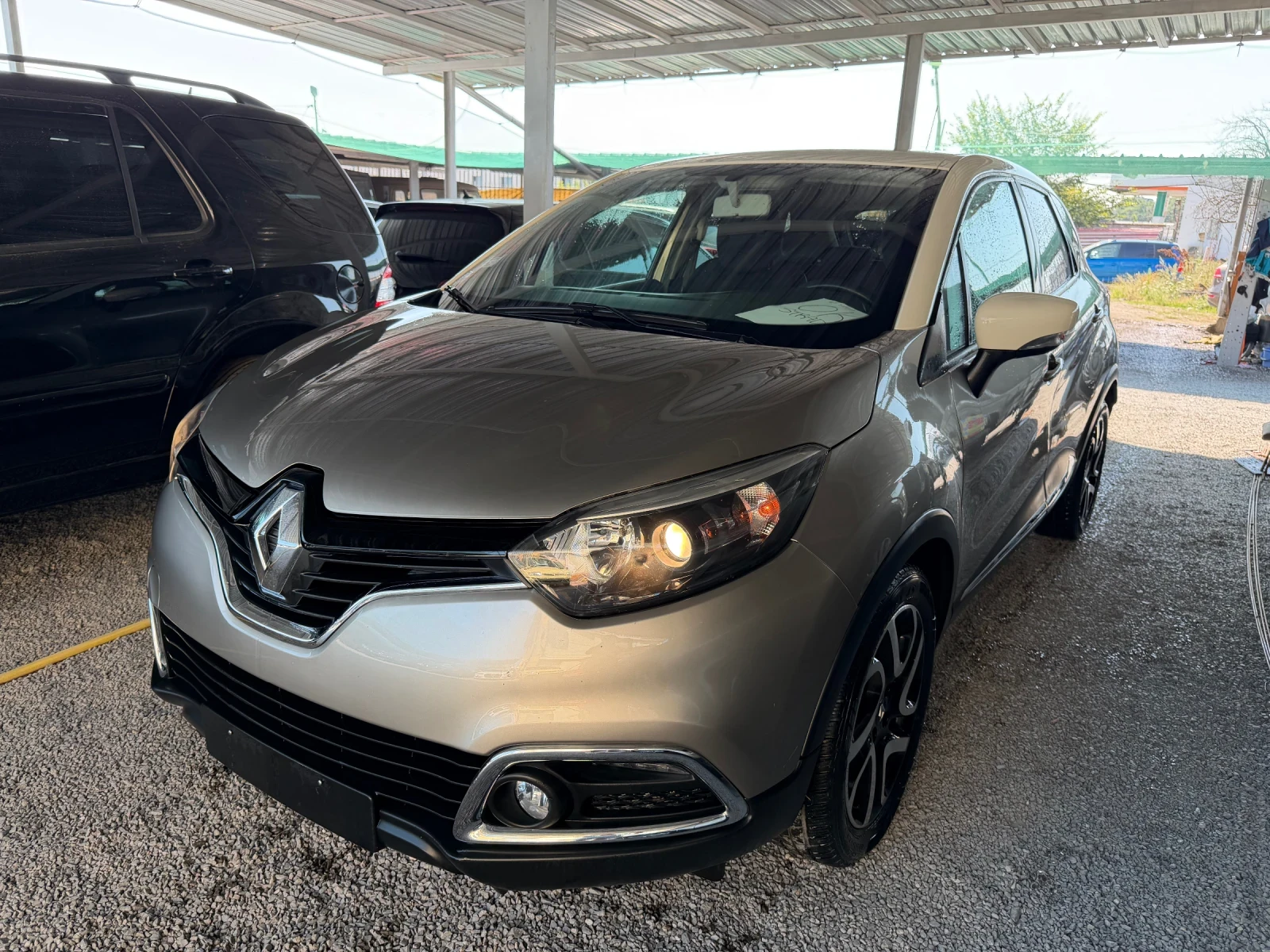Renault Captur 1.5DCI 90h.p Euro5B NAVI, снимка 2 - Автомобили и джипове - 55581697