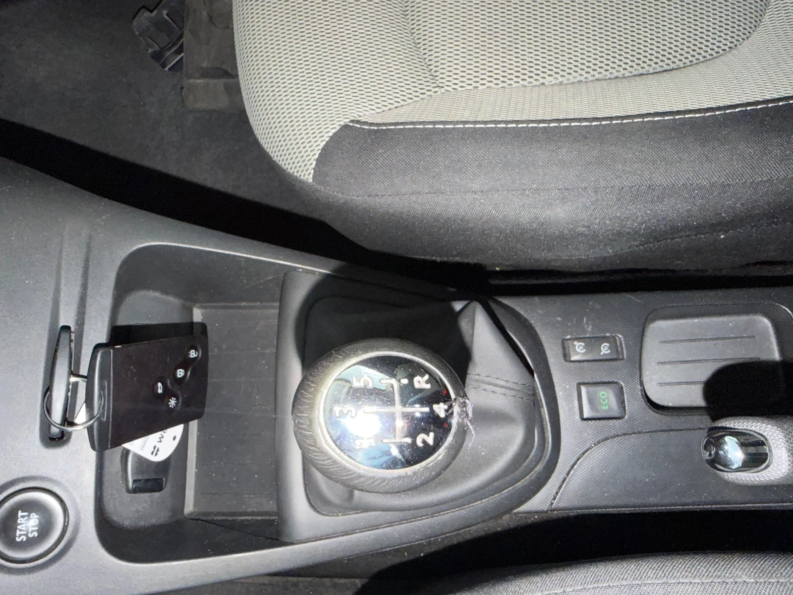 Renault Captur 1.5DCI 90h.p Euro5B NAVI, снимка 7 - Автомобили и джипове - 55581697