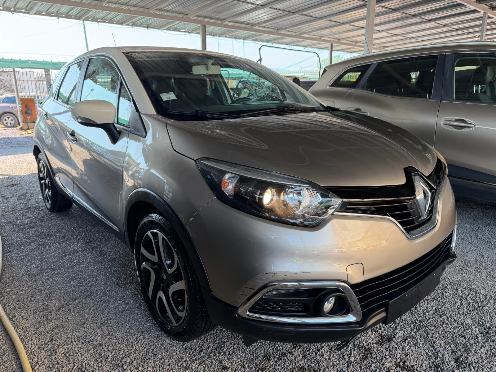 Renault Captur 1.5DCI 90h.p Euro5B NAVI, снимка 4 - Автомобили и джипове - 55581697