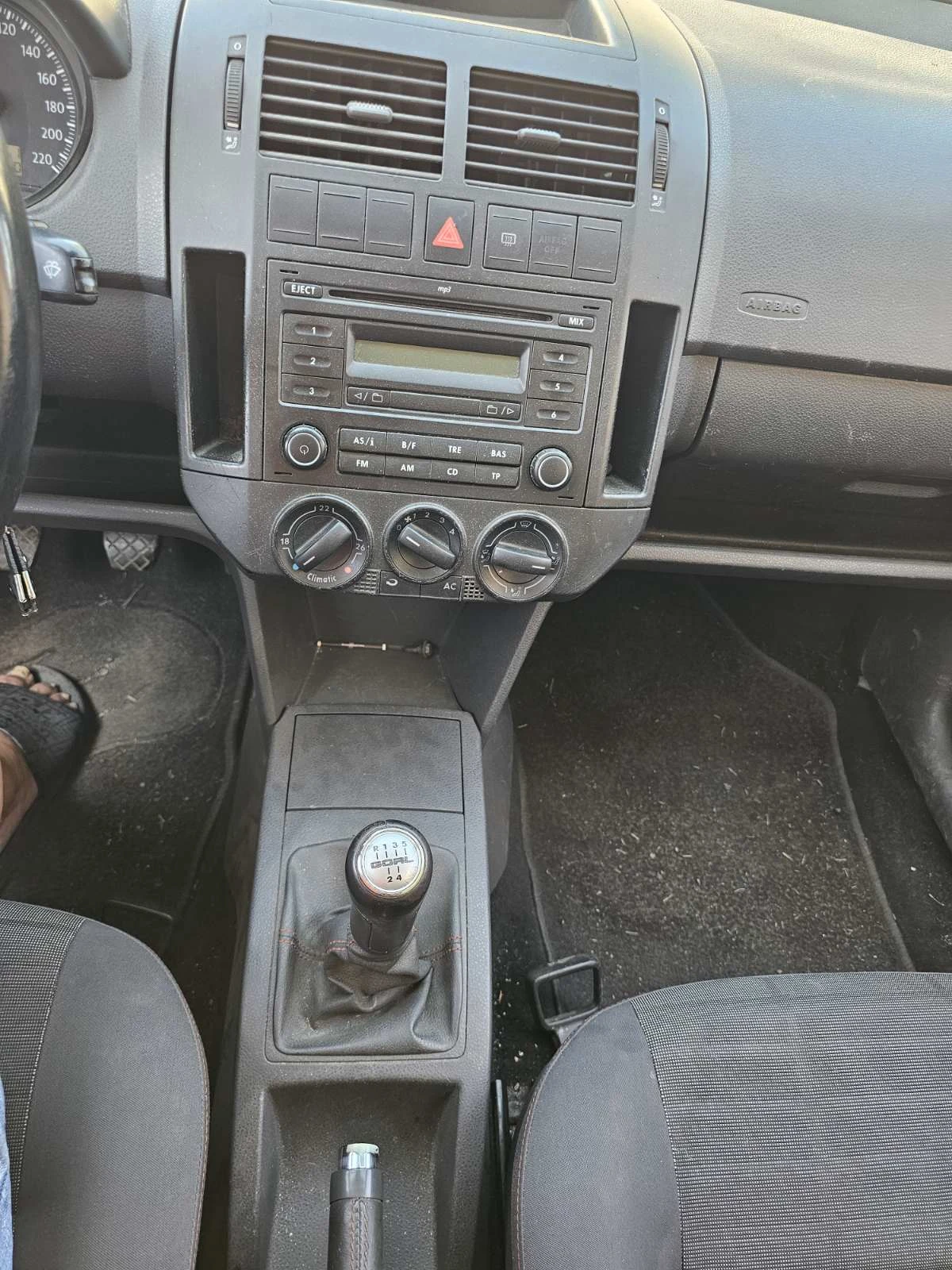 VW Polo 1.4 TDI, снимка 4 - Автомобили и джипове - 55961738