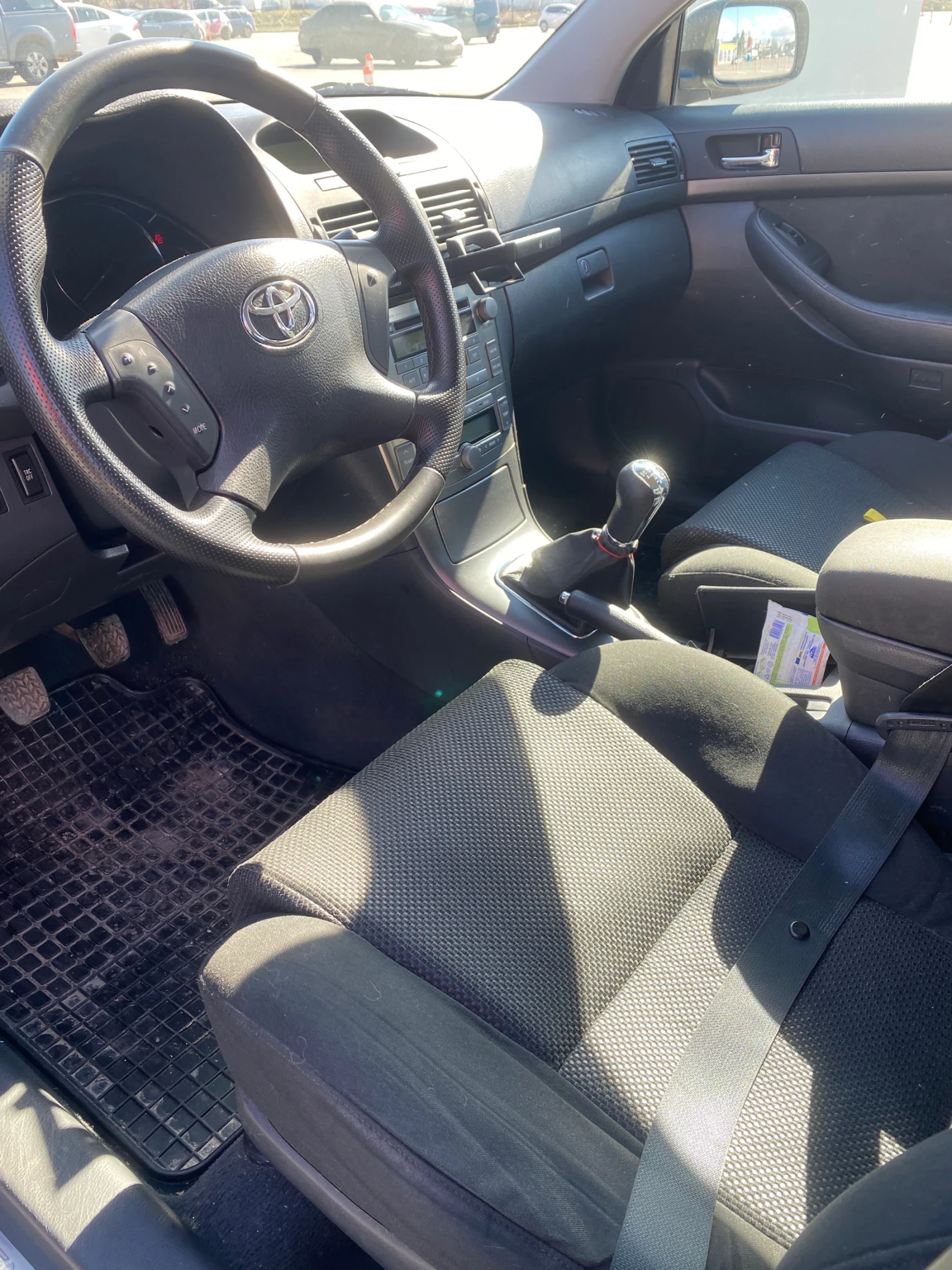 Toyota Avensis D4D, снимка 6 - Автомобили и джипове - 55968003