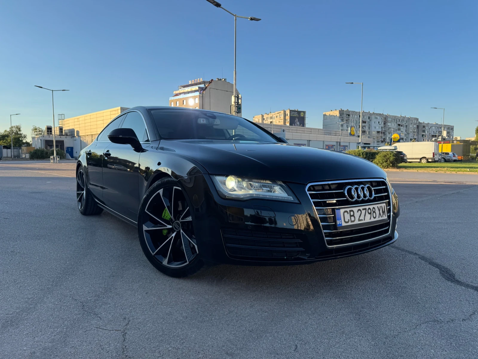 Audi A7 3.0TDI | 8ZF | NIGHT VISION | HEAD UP, снимка 2 - Автомобили и джипове - 56139441