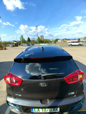 Kia Niro 65 kWh, ExecutiveLine, 100% SOH, Термопомпа, снимка 5