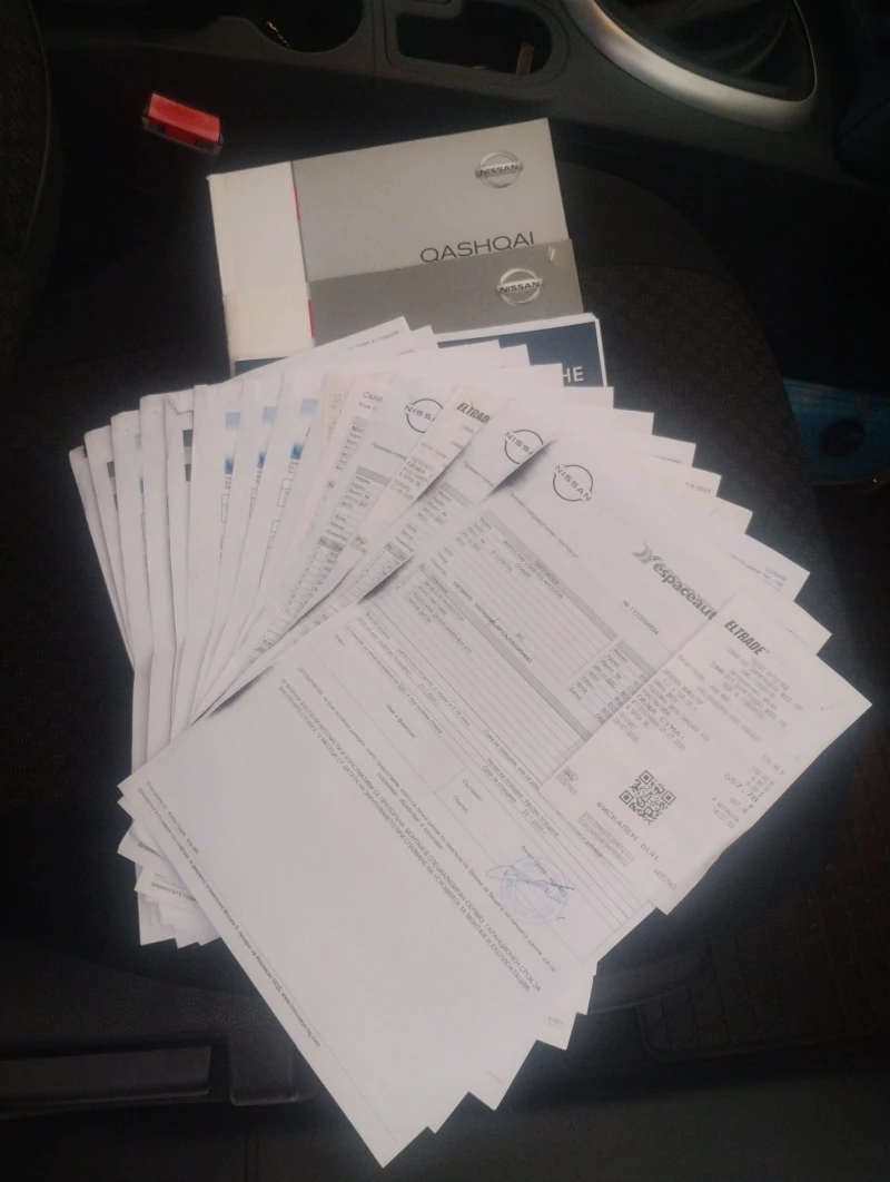 Nissan Qashqai 1.5 dci - 110hp, снимка 15 - Автомобили и джипове - 51048778