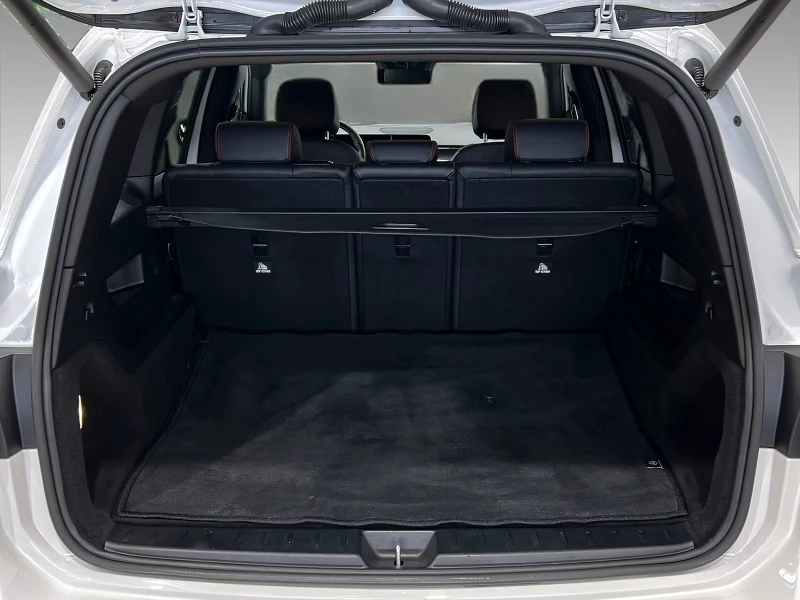 Mercedes-Benz GLB 220d/4M/AMG/190HP/DISTR/NIGHT/CAM/DAB/ACC/LED/141D, снимка 7 - Автомобили и джипове - 51997738