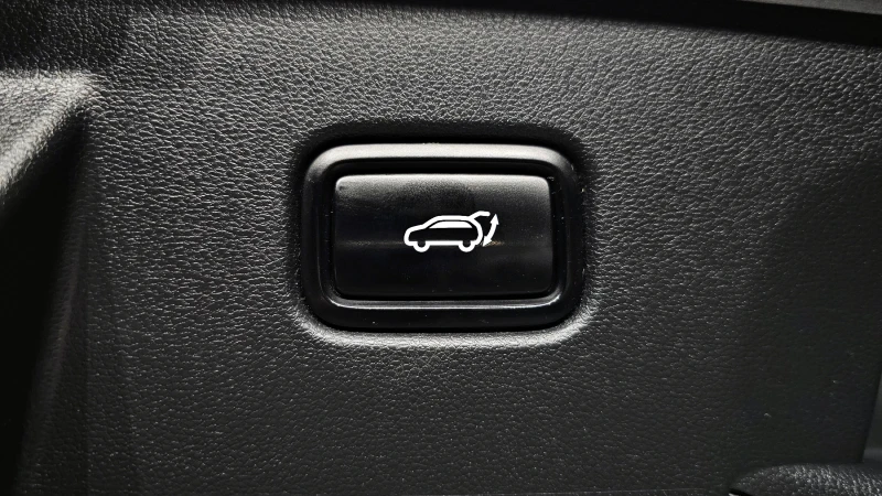 Hyundai Tucson 1.6T Hybrid/Пълна сервизна история !!!, снимка 16 - Автомобили и джипове - 53443201