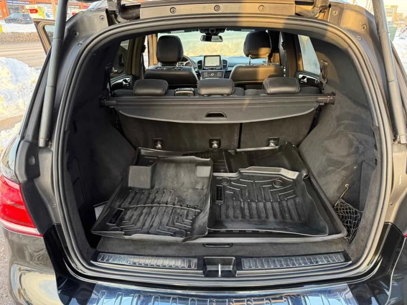 Mercedes-Benz GLE 400 AMG PACK * HARMAN * 360 * PANO * CARFAX * АВТКРЕДИ, снимка 10 - Автомобили и джипове - 53524678