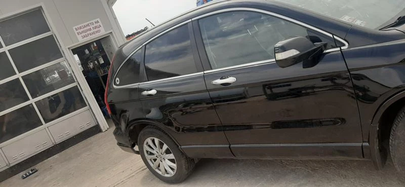 Honda Cr-v 2.2 I-DTEC, снимка 4 - Автомобили и джипове - 29769679