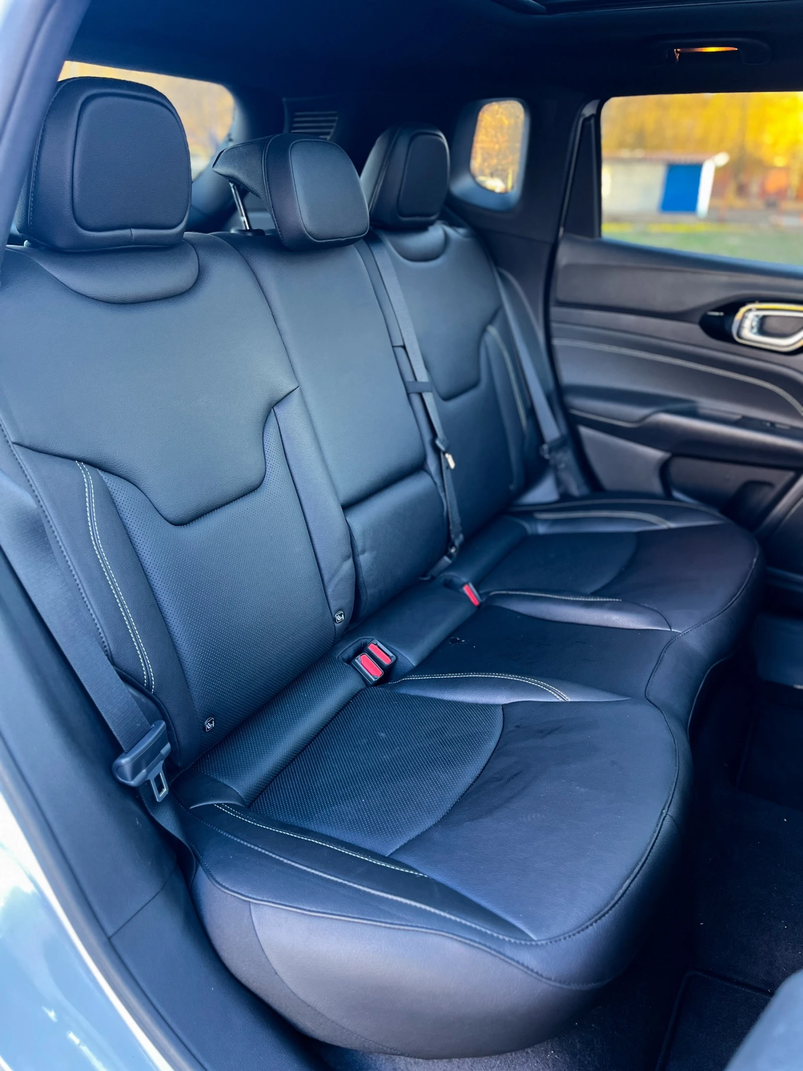 Jeep Compass S | Mobile.bg   12