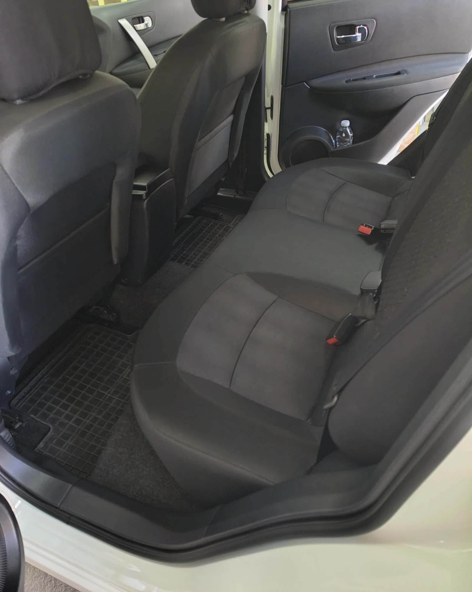 Nissan Qashqai 1.5 dci - 110hp, снимка 12 - Автомобили и джипове - 51048778