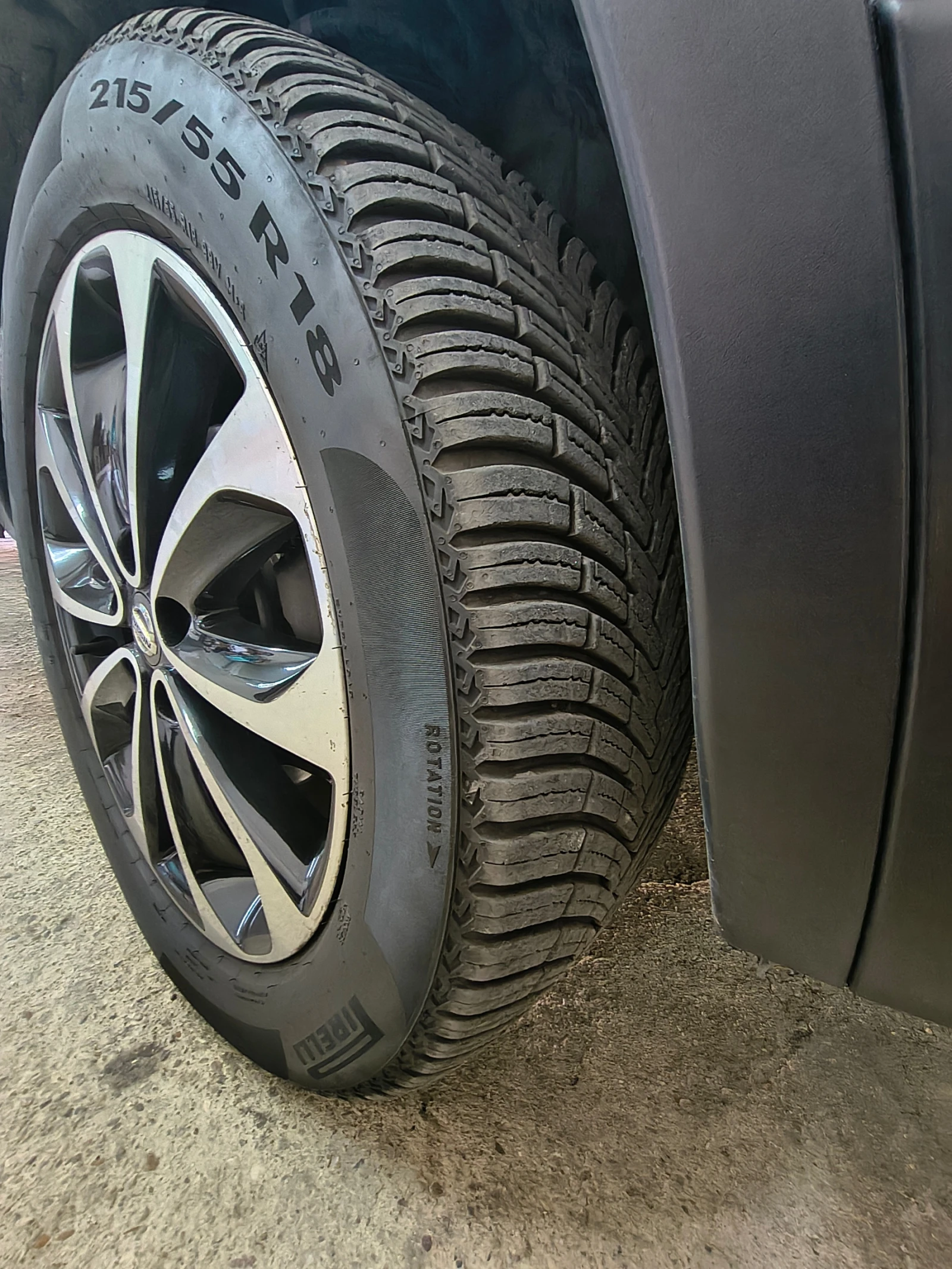 Nissan Qashqai 1.5 dci - 110hp, снимка 17 - Автомобили и джипове - 51048778