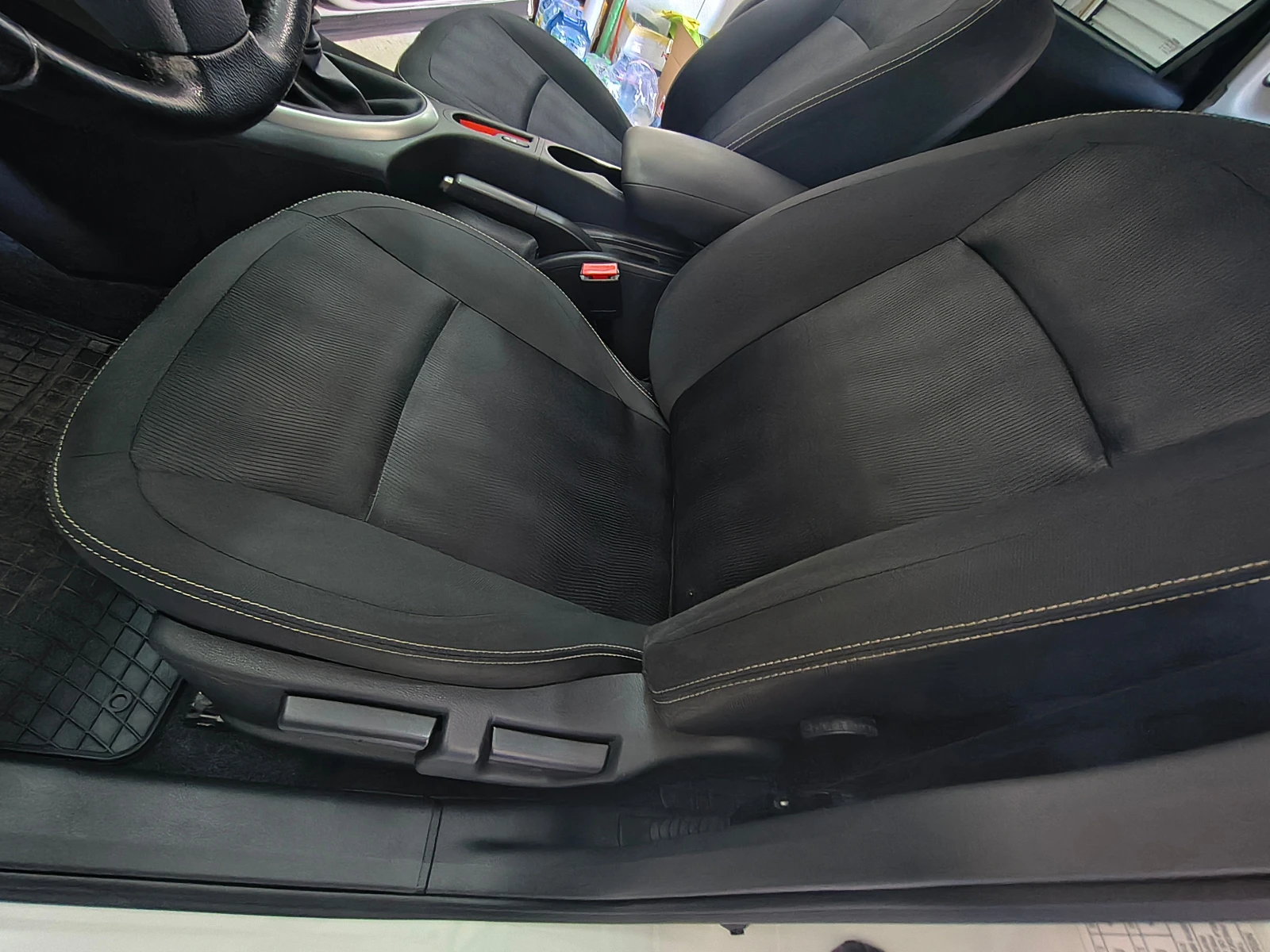 Nissan Qashqai 1.5 dci - 110hp, снимка 15 - Автомобили и джипове - 51048778