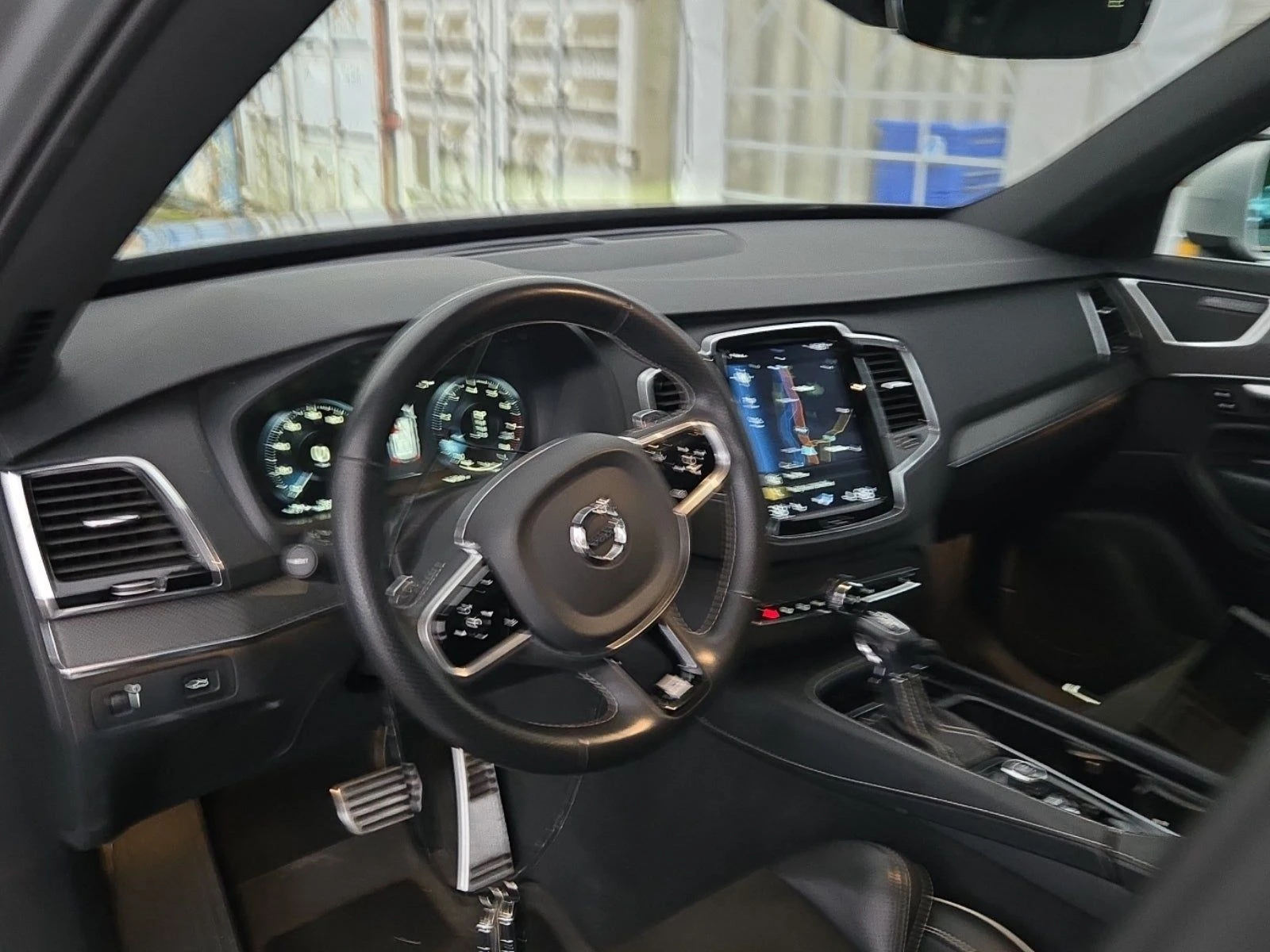 Volvo Xc90 T6 R-Design* Обдух* 360* Дисторник* Пано* 7-Места* - изображение 8